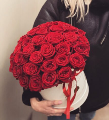 Gėlių dėžutė “Luxury roses”