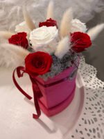 Miegančių rožių kompozicija „Širdies Žiedai“ - Image 2